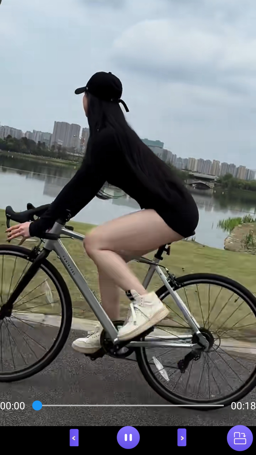 乖乖听主人的话视频截图
